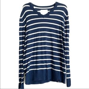 Aeropostale Navy & White Stripe Long Sleeve V-Neck Knit Sweater size L